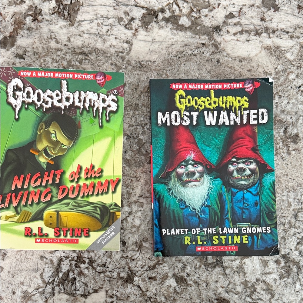 Scholastic Goosebumps Books - Green and Blue Covers